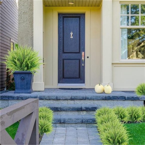 - 12 Bundles Artificial Plants, Fake Boston Fern Greenery Outdoor UV Resistant - Picture 6 of 9